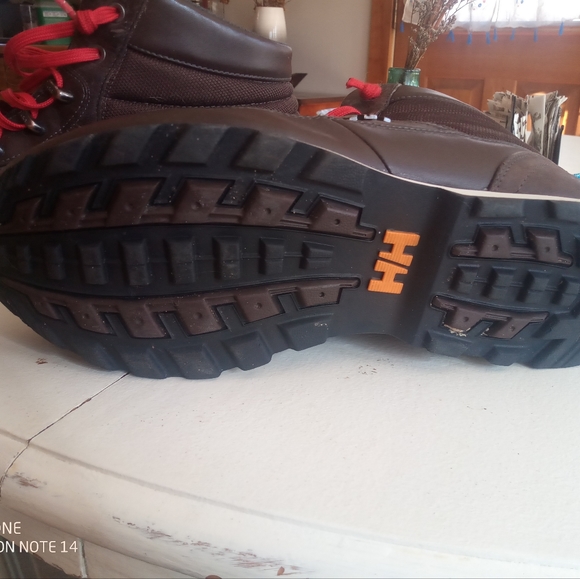 Helly Hansen Real Leather Hiking Boots - Picture 2 of 5